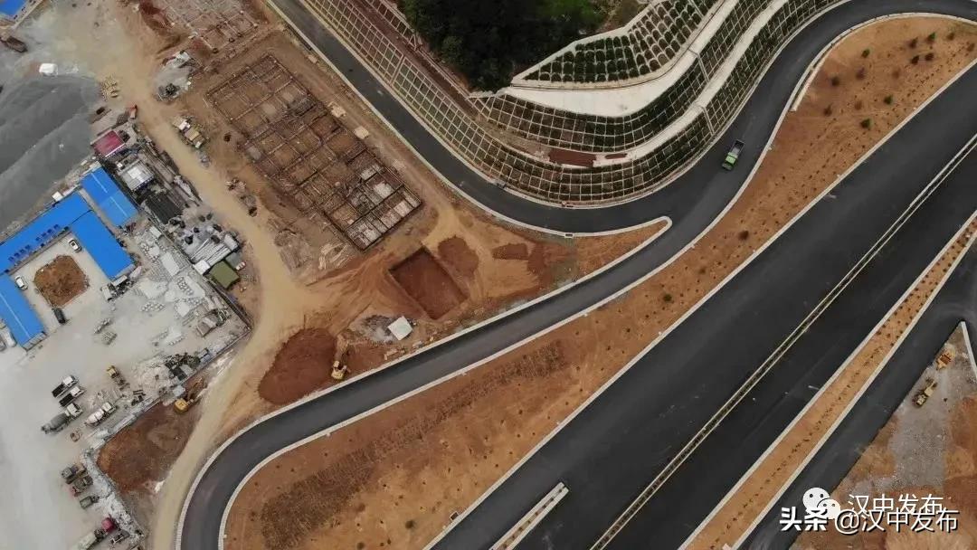 鎮巴高速公路最新動態，觀點分析及其影響