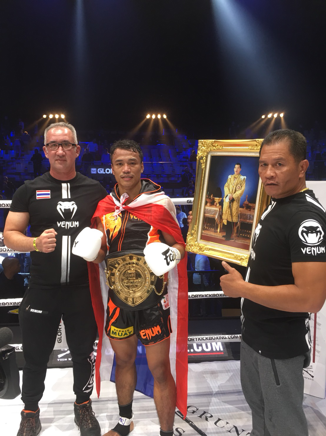 西提猜最新比賽視頻5，小巷深處的格斗激情與特色小店探秘