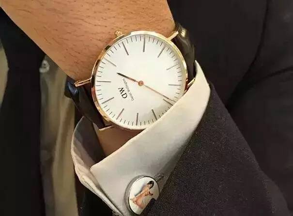 DW手表官網新款，時尚與品質的完美融合，小紅書上的熱門分享