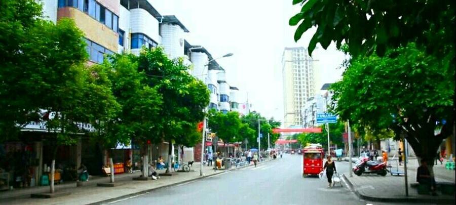 大足區勝天湖水庫最新探秘，小巷風情與美食瑰寶