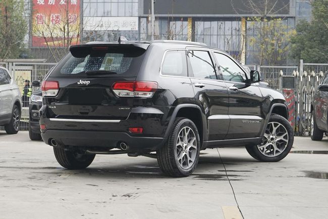 大切諾基換代最新消息揭秘，新星崛起與隱藏小店的獨特魅力