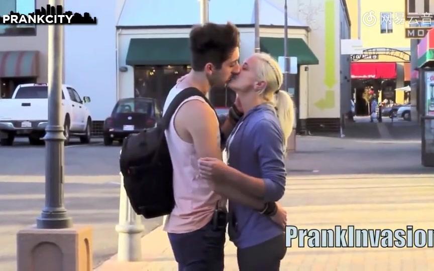 小紅書熱推!國內騙吻狂魔最新視頻震撼上線!