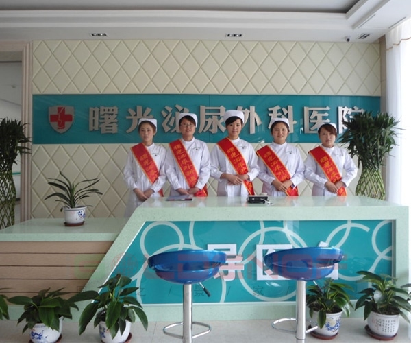 導醫臺最新效果圖，探索小巷中的醫療風情小店