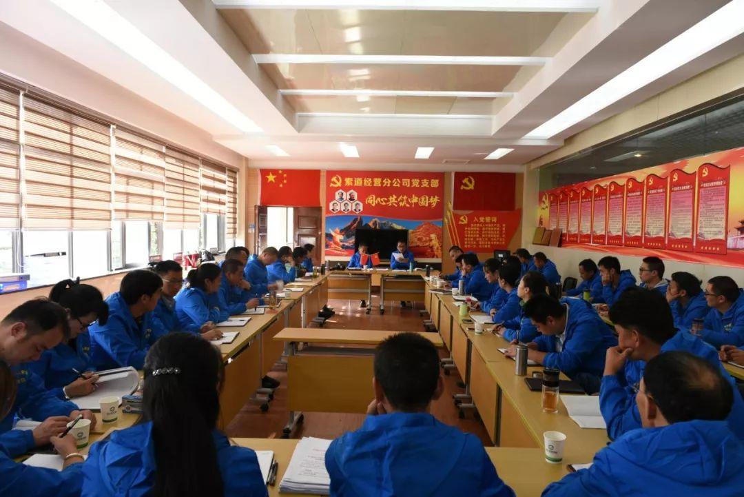 玉龍股份最新動態(tài),自然美景探索之旅的心靈鼓舞與覺醒之旅