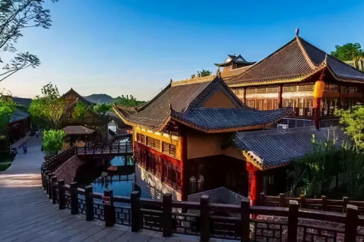 城市傲居蛻變風采,最新消息揭示自信與驕傲的力量