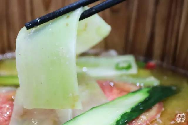 最新腳盆網，踏上腳下旅程，邁向成功之路