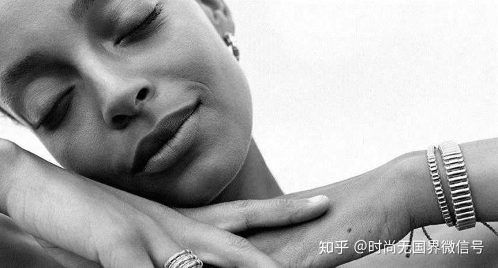 雅芳最新系列,科技前沿與生活完美融合的體驗