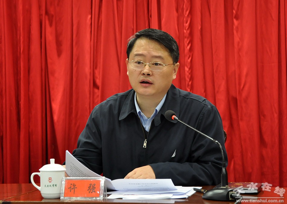 許強與小巷深處的獨特風(fēng)味