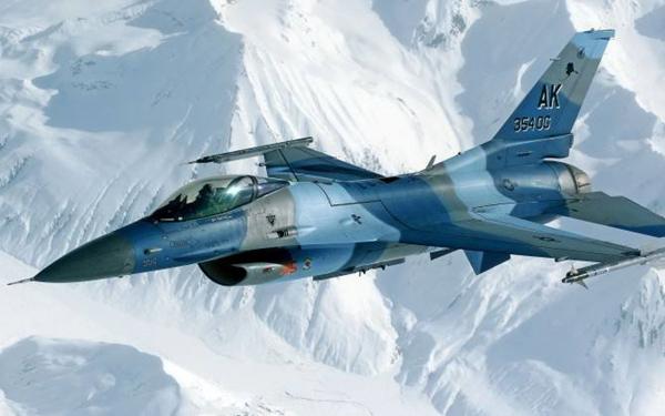 最新隼戰(zhàn)機(jī)，引領(lǐng)現(xiàn)代空戰(zhàn)新時(shí)代的尖端武器