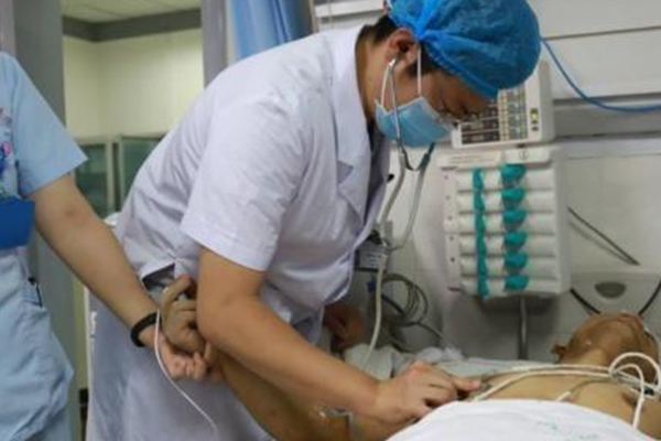 最新醫(yī)生法律，塑造醫(yī)療行業(yè)規(guī)范，引領未來發(fā)展方向