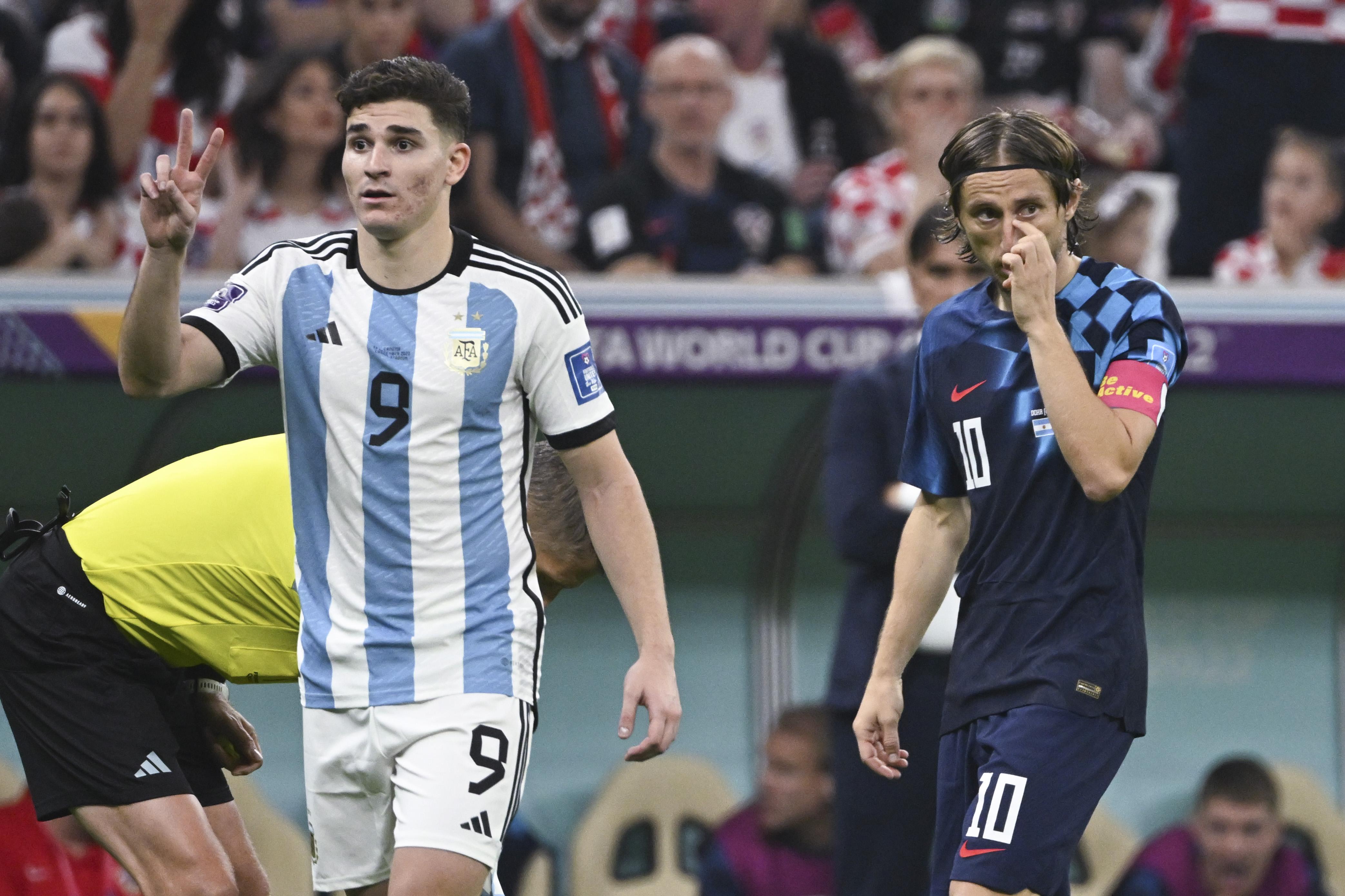 最新足球?qū)﹃嚾ヂ裕改吓c任務(wù)完成技巧