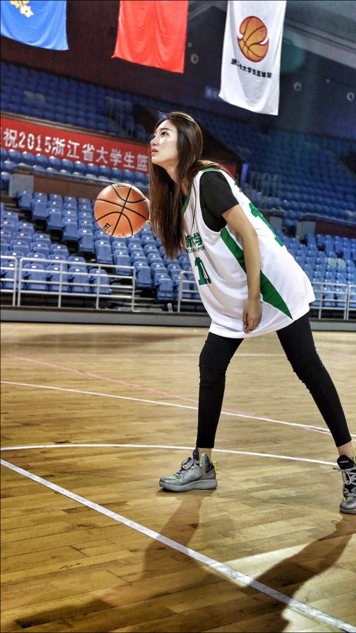 籃球女神風采,球場上的溫暖日常記錄