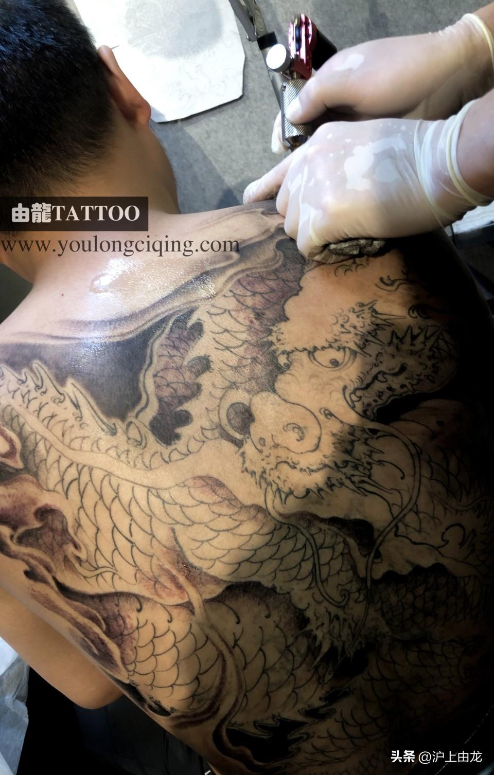 最新龍圖案，小巷深處的獨特風尚揭秘