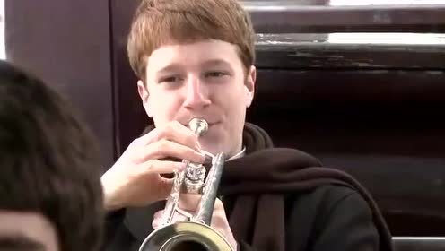 文茜大姐大最新重磅更新，魅力風采不減當年！