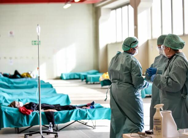 新冠疫情肺炎最新動態，城市中的溫情日常