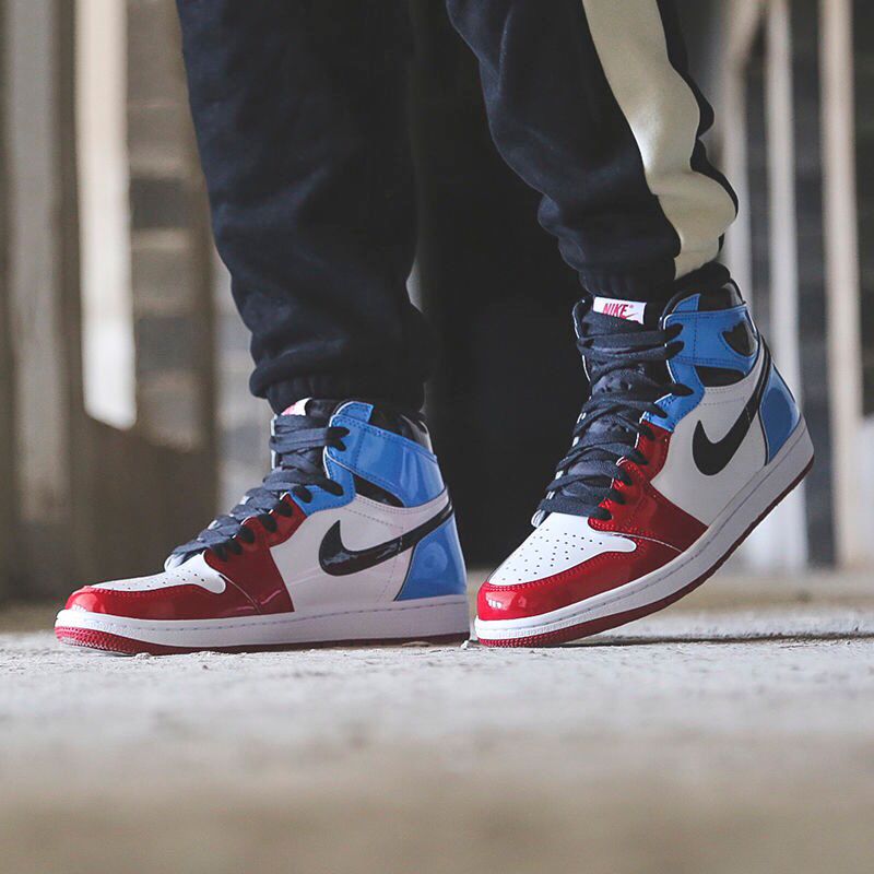 科技巔峰AJ籃球鞋,開啟新時代的籃球之旅