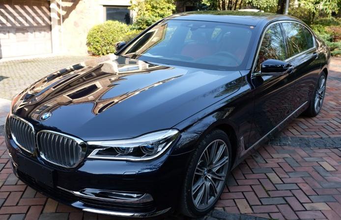 奔馳最新款車鑰匙揭秘，小巷中的隱藏寶藏