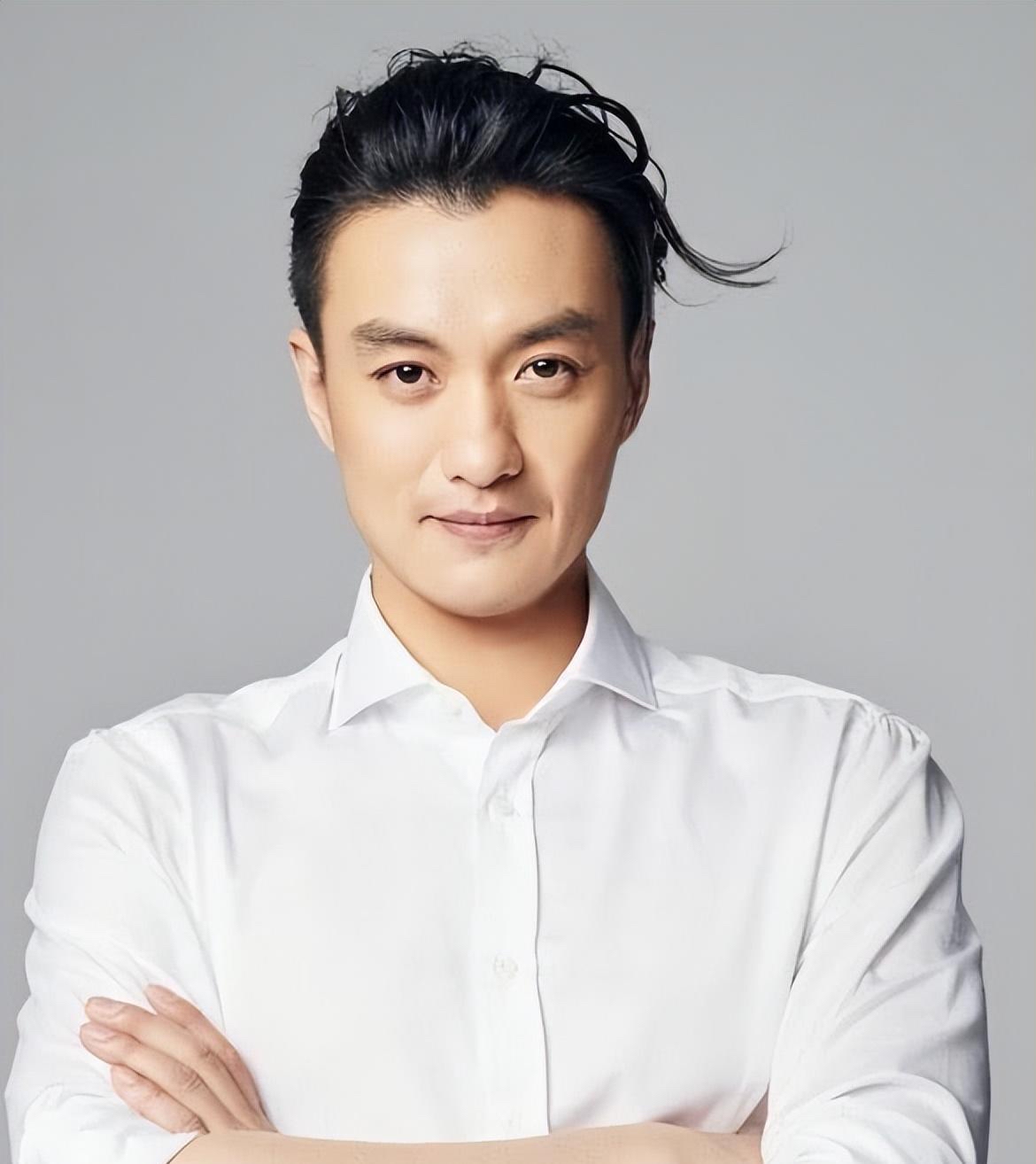 周一圍最新照片,時代星光下的璀璨瞬間